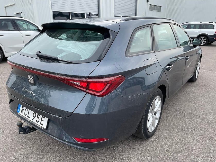 Bild 3 av SEAT Leon Sportstourer eTSI 115HK Style