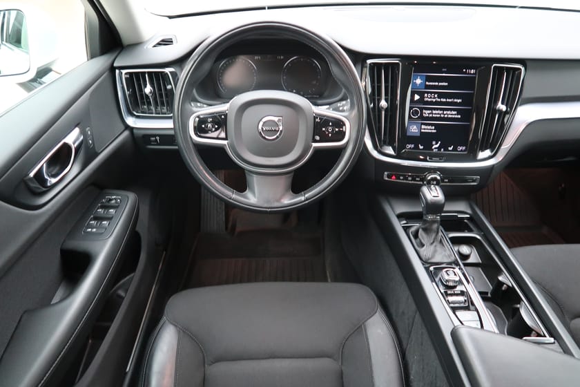 Bild 4 av Volvo V60 D4 AWD Momentum Advanced SE II, Drag