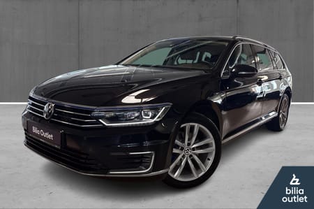Volkswagen Passat Variant GTE 218HK Skinn, H.feste, ACC, Webasto