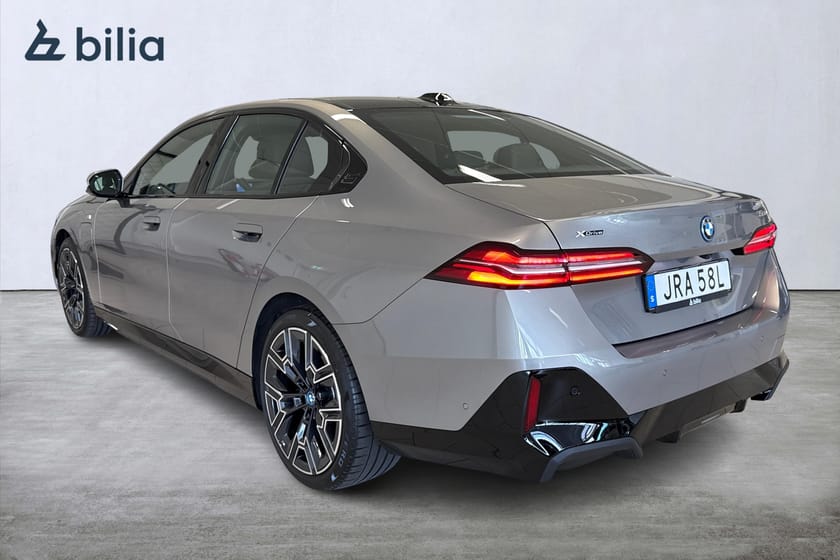 Bild 2 av BMW 550e xDrive Sedan
