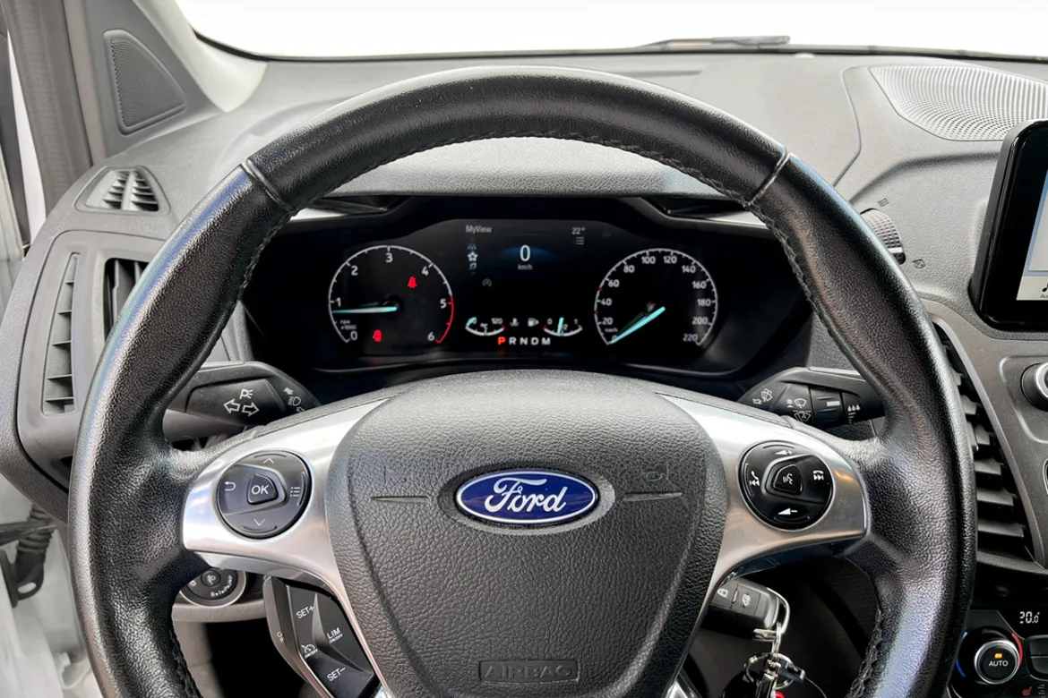 Ford Transit Connect 210 LWB