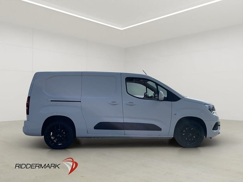 Bild 2 av Opel Combo Cargo XL Ny-Kamrem Värm Drag B-Kamera V-Inr Moms