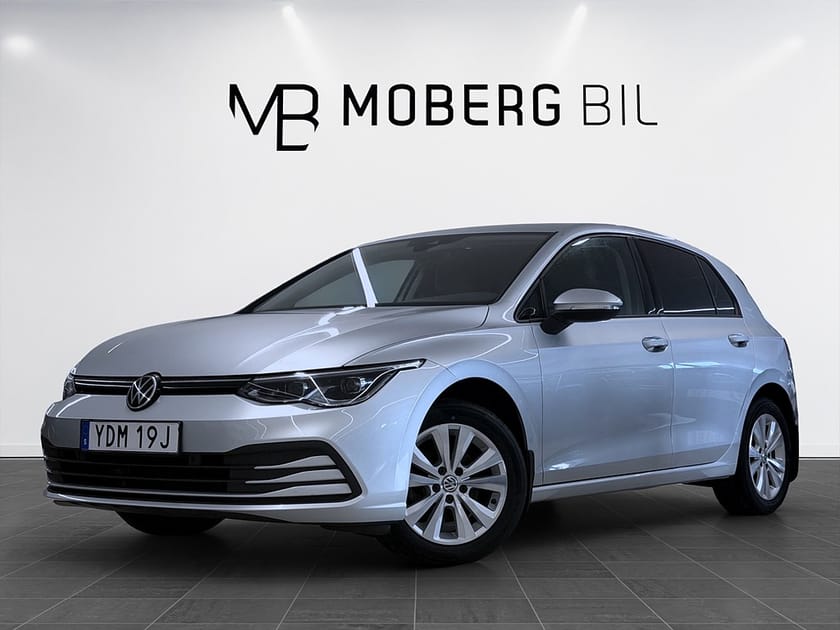 Bild 1 av Volkswagen Golf 1.5 TSI 150hk Base Navi Värmare CarPlay B-Kamera