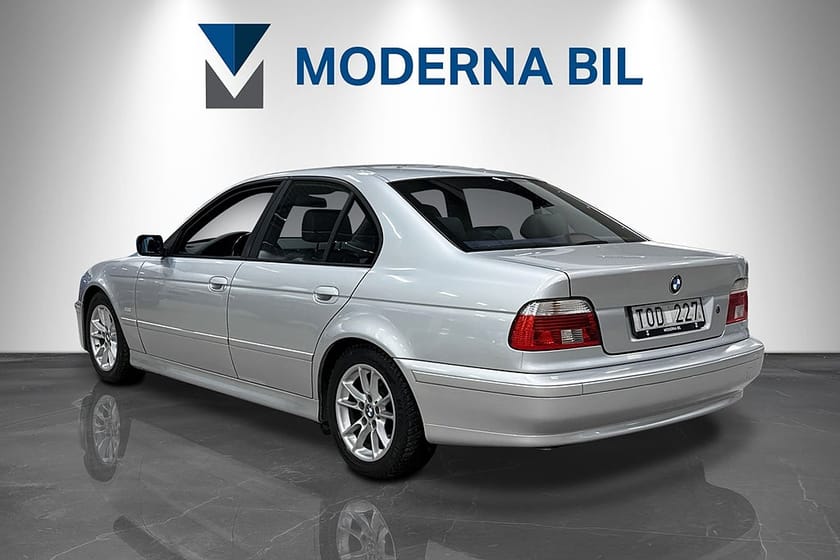 Bild 3 av BMW 525i Sedan 525 192hk Automat E39 LCI Svensksåld