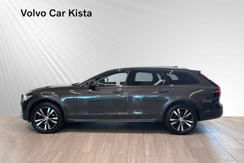 Bild 3 av Volvo V90 Cross Country B4 AWD Diesel Adv Läder Drag Pano
