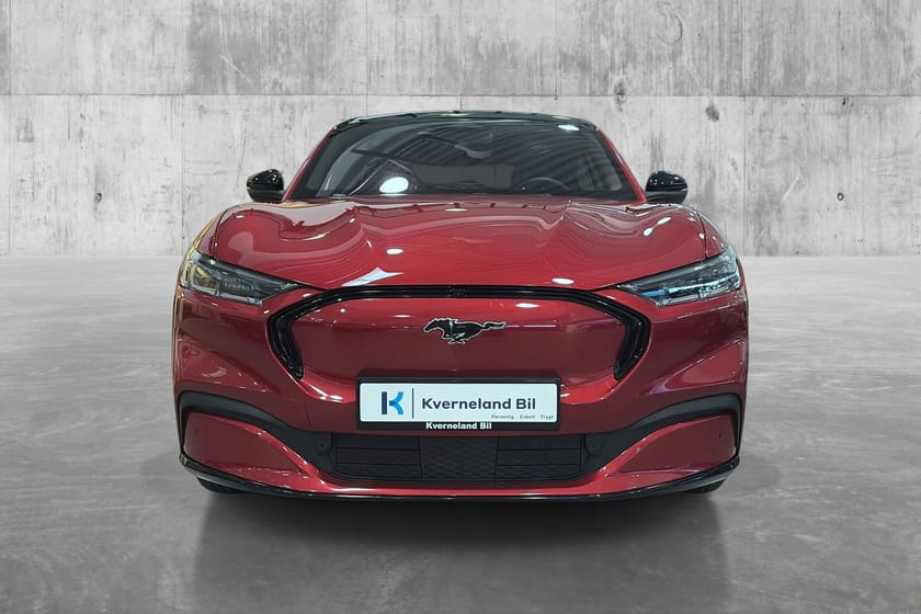 Bilde 2 av Ford Mustang Mach-E Standard Range AWD AWD/Pano/Navi/R.kam/Dab/B&O