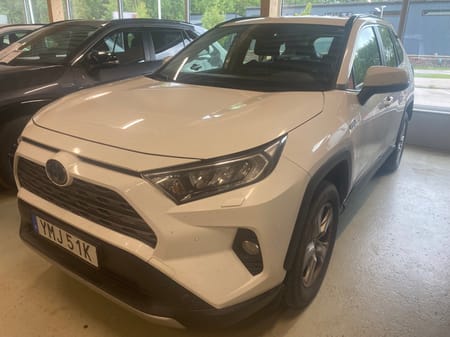 Toyota RAV4 Hybrid AWD-i 2,5 Active Komfortpaket | Vinterhjul | Dragkrok
