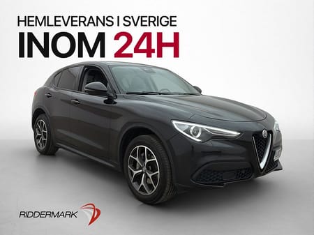 Alfa Romeo Stelvio 16V Q4 Kamera Halvskinn Elstolar Rattvärm