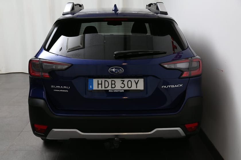 Bild 3 av Subaru Outback 2,5i XFuel Touring AWD Skinn I Taklucka I H/K I Drag