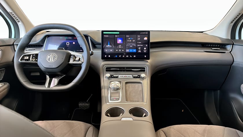 Bild 4 av MG S6 EV Dual Motor MGS6 LUXURY 77 KWH AWD - LADDKORT 15 000KR