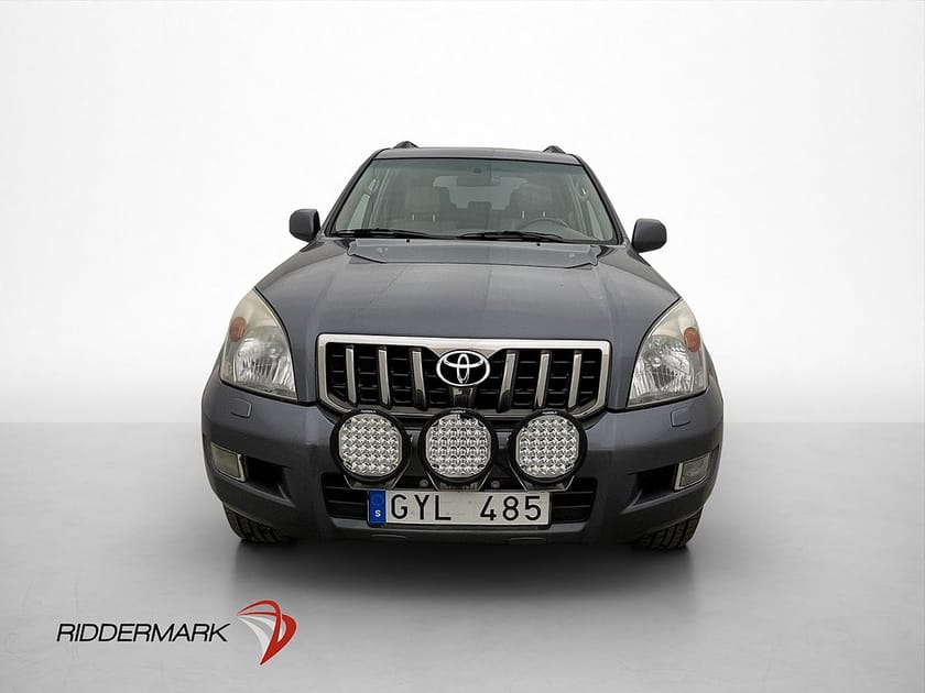 Bild 2 av Toyota Land Cruiser 3.0 4x4 7-Sits Taklucka Skinn Drag Diff