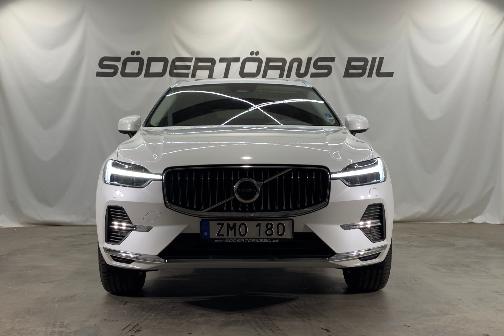 Volvo XC60 Recharge T6 AWD CORE GOOGLE 2024, kuva 4/10