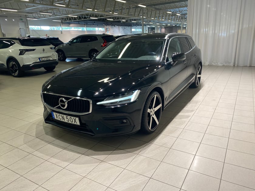 Bild 2 av Volvo V60 B4 Bensin Momentum Advanced Edition
