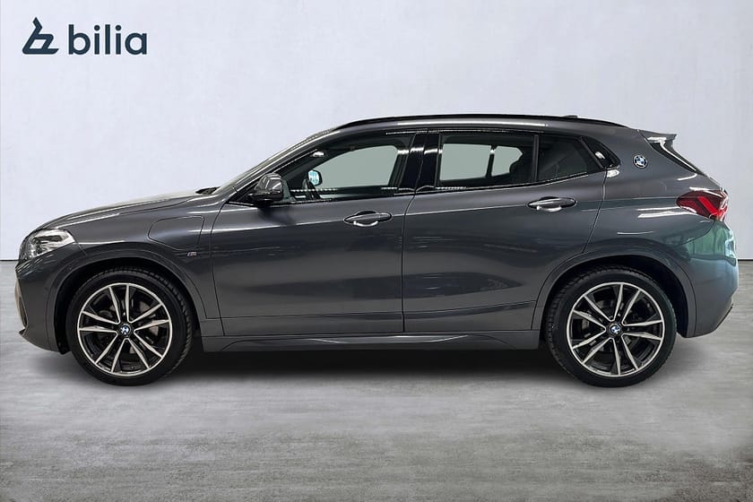 Bild 3 av BMW X2 xDrive25e | Head-up | H/K | Aktiv farth. | Panorama