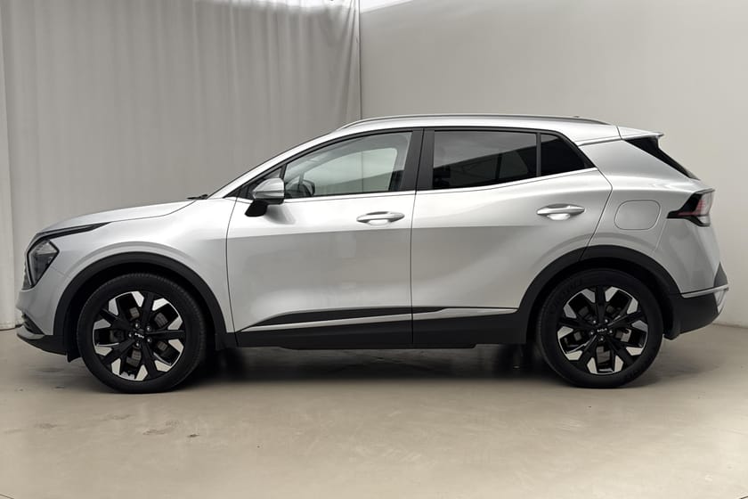 Bild 2 av Kia Sportage PHEV AWD (265hk) Action GPS Backkamera