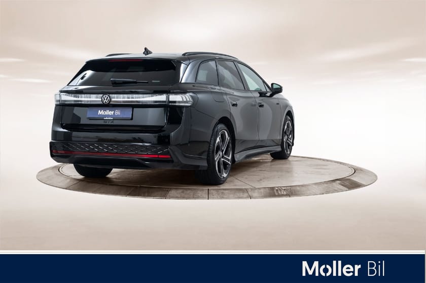 Bilde 5 av Volkswagen ID.7 GTX Tourer