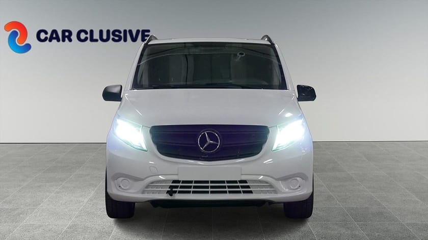 Bild 2 av Mercedes-Benz Vito Tourer 116 CDI 4x4 3.2t 4MATIC | 3051 kr/mån | 9-sits | Navi | Drag