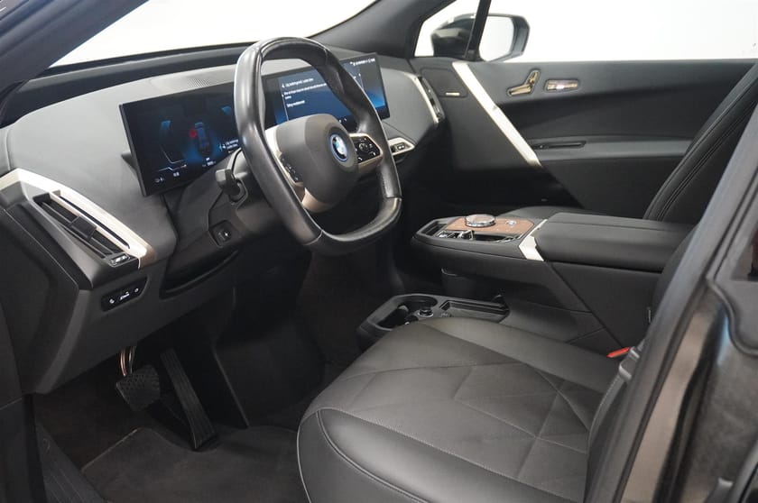Bild 2 av BMW iX xDrive50