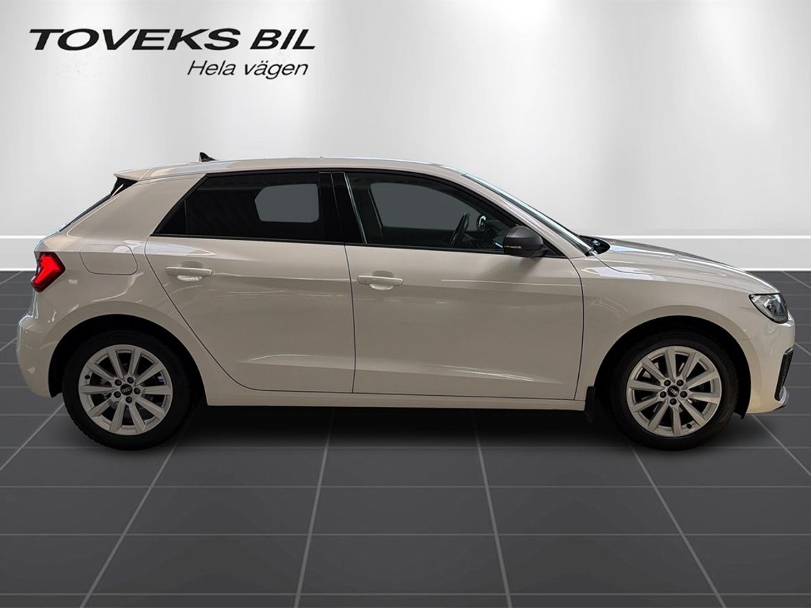 Audi Audi A1 Sportback 30 TFSI — bild 2
