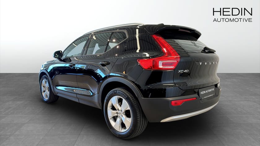 Bild 2 av Volvo XC40 B4 Dragkrok Backkamera