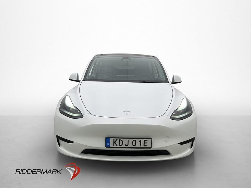 Bild 2 av Tesla Model Y Standard Range RWD Autopilot Dragkrok MOMS