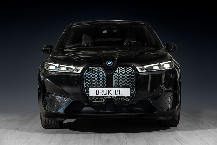 Bilde 3 av BMW iX xDrive50 Sportspakke 600km | Luft | SkyLounge | 22''