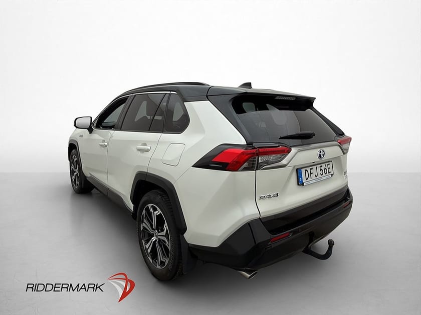 Bild 5 av Toyota RAV4 Plug-in Hybrid 306hk Style Pano Kamera Drag
