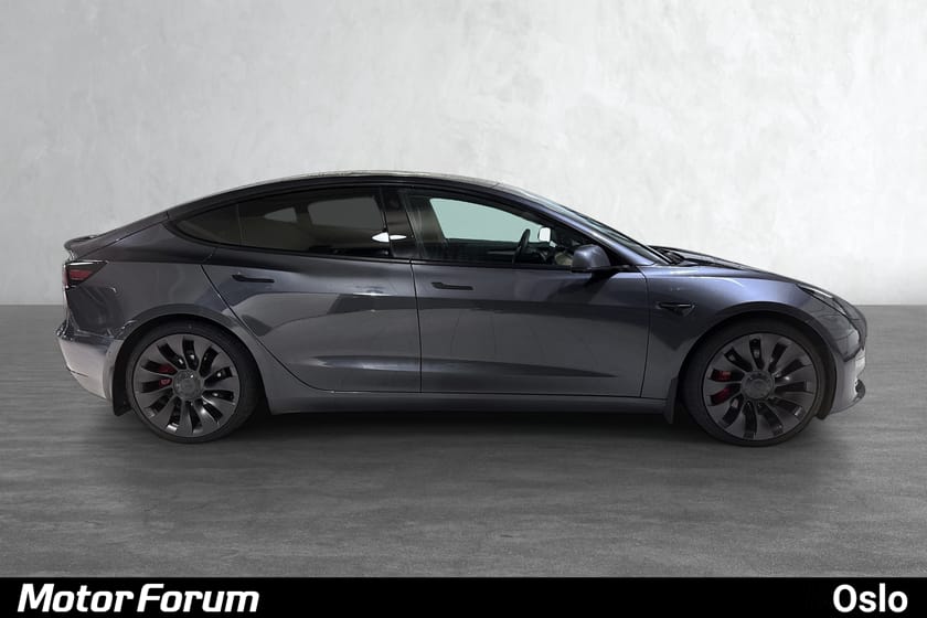 Bilde 4 av Tesla Model 3 Performance