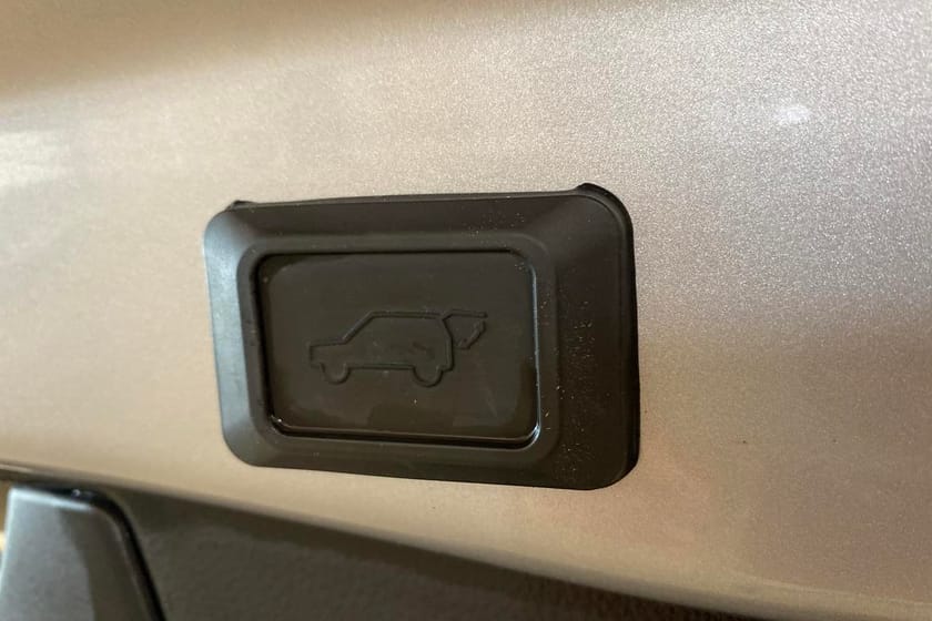 Bild 5 av Toyota RAV4 Laddhybrid 2,5 PLUG-IN HYBRID AWD-I ACTIVE | Dragkrok | Motorvärmare