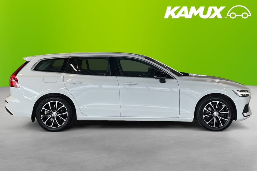 Bild 2 av Volvo V60 D3 Momentum Advanced 150hk Drag Värmare Keyless