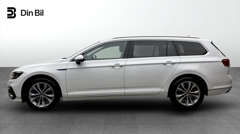 Bild 2 av Volkswagen Passat Sportscombi GTE GTE/P-värmare/Backkamera