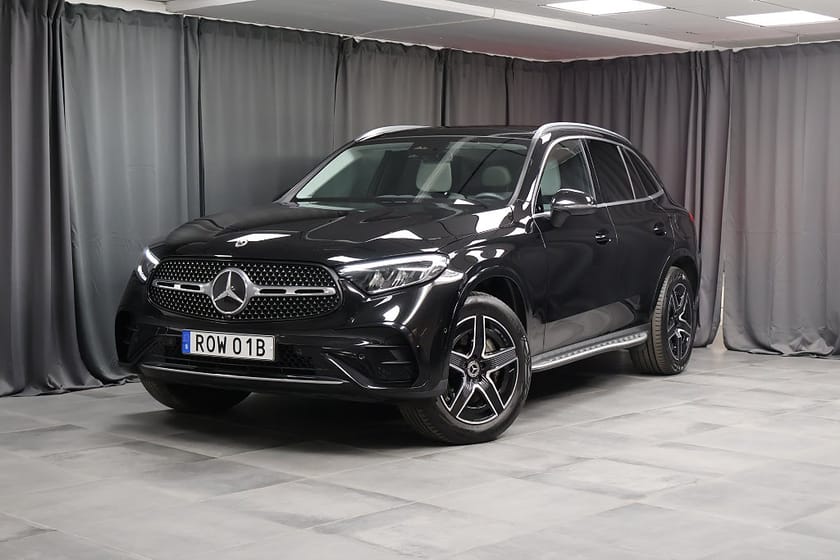 Bild 1 av Mercedes-Benz GLC 300 e 4MATIC AMG AIRMATIC Burmester Pano Drag LED MOMS