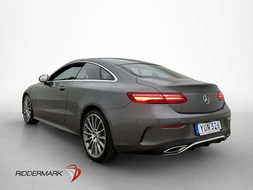 Bild 5 av Mercedes-Benz E 220 d Coupé 4MATIC 4M AMG Pano Värmare Kamera Skinn