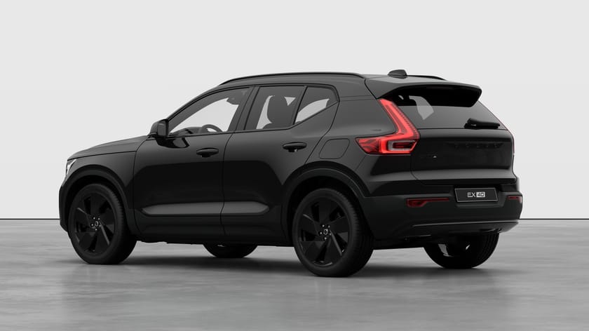 Bilde 4 av Volvo EX40 Twin Motor ULTRA BLACK EDITION KROK/H&K/PIXEL++