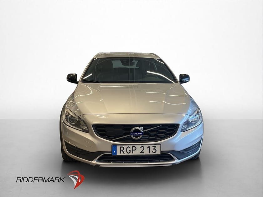 Bild 2 av Volvo V60 Cross Country D4 AWD Summum Värmare Skinn Elstol