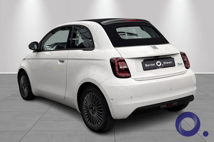 Bilde 3 av Fiat 500Ce Cabrio , Apple carplay,Godt utstyrt!