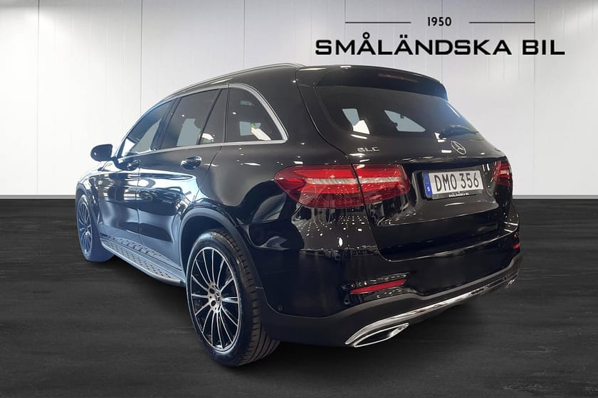 Bild 3 av Mercedes-Benz GLC 220 d 4MATIC 9G-Tronic AMG Line Panorama Burmester Drag