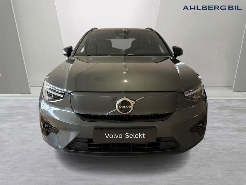Bild 4 av Volvo EX40 Single Motor Extended Range ⚪ ExtendedRange Plus SE, Teknikpaket, Dragkrok Halvautomatisk, Parkeringskamera 360, HarmanKardon PremiumSound, Google Maps