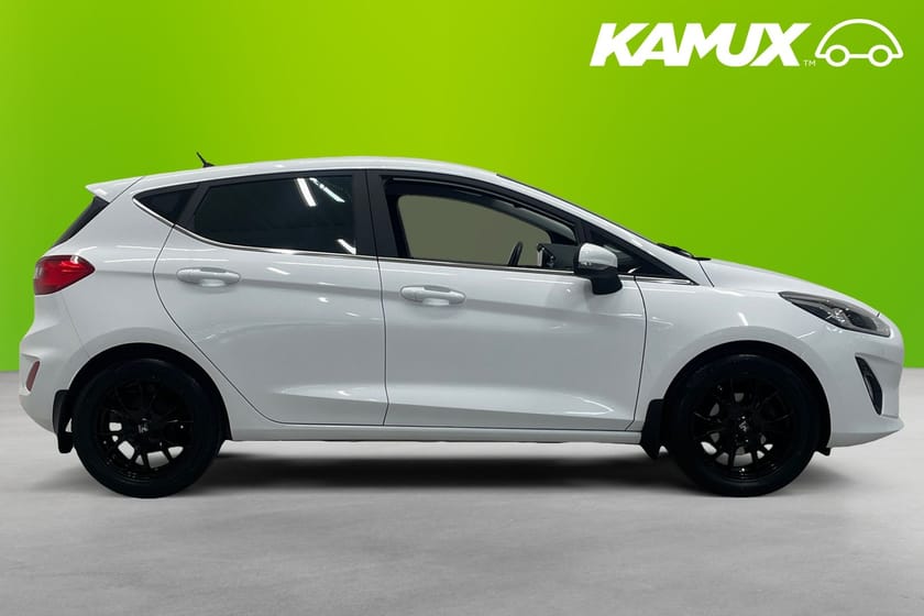 Bild 2 av Ford Fiesta 1.0 EcoBoost Titanium CarPlay