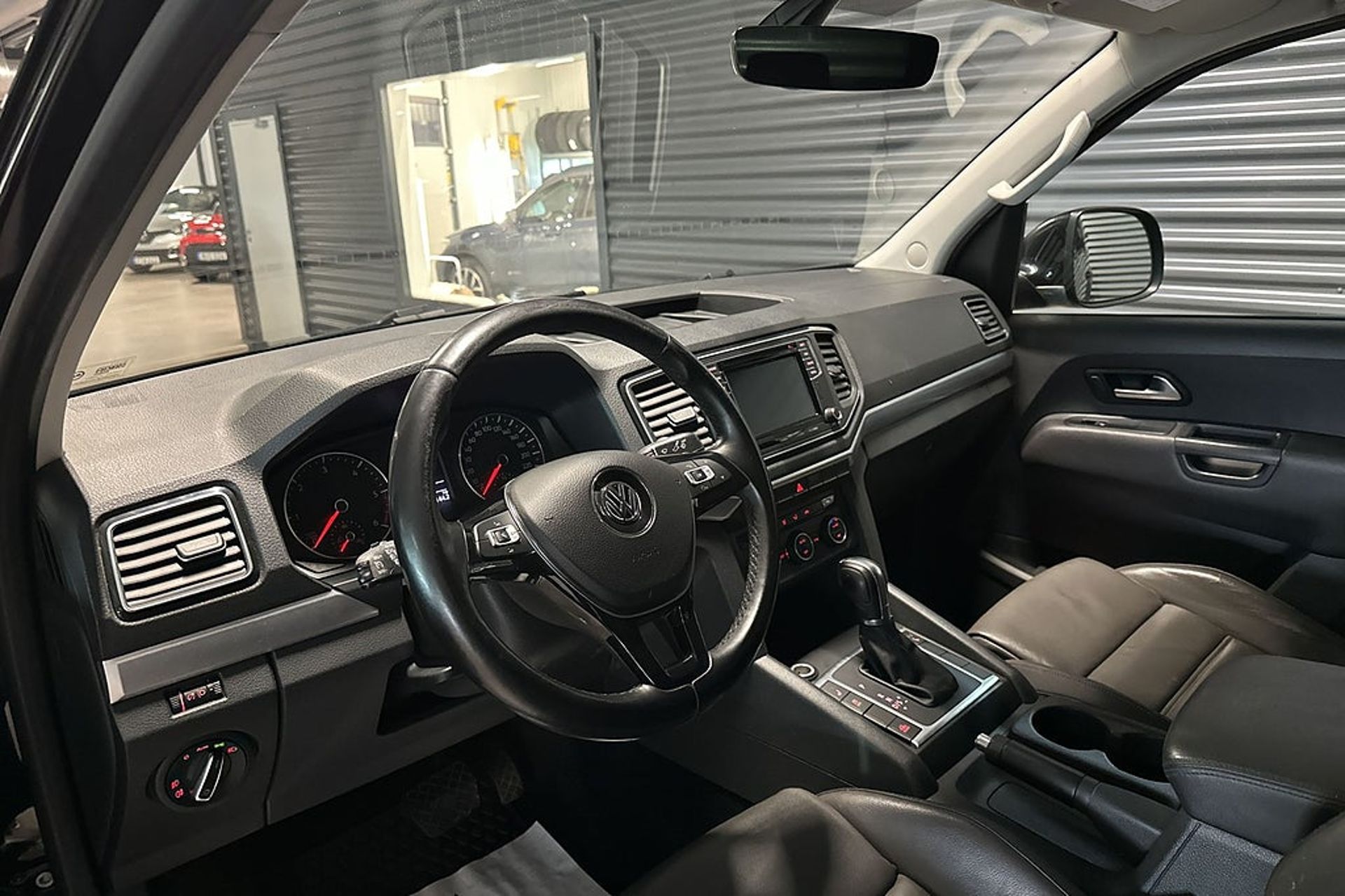 Volkswagen Amarok 2017, bild 7/10