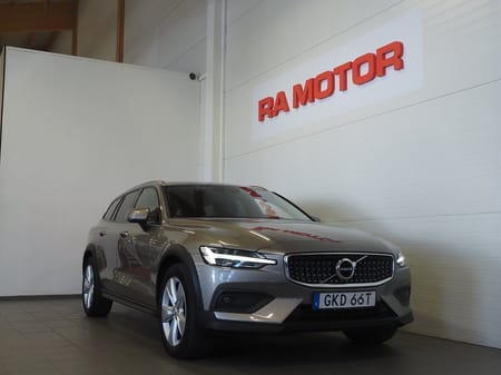 Volvo V60 Cross Country D4 190hk AWD Advanced SE II | Drag | Navi | Kamera |