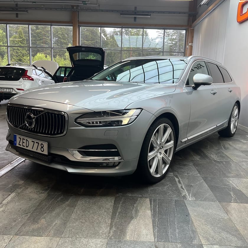 Bild 5 av Volvo V90 D5 AWD Aut Inscription Panorama 360° VOC Värmare Drag