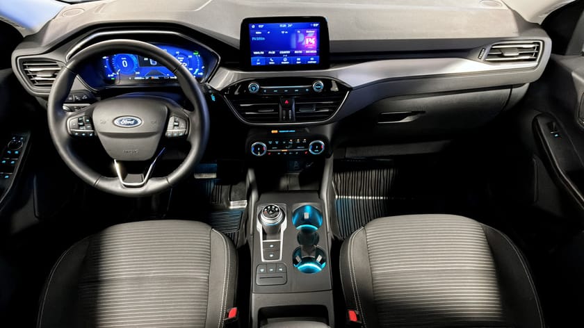 Bild 5 av Ford Kuga Plug-In Hybrid Titanium PHEV 225hk Automat