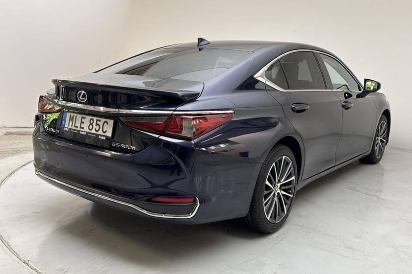 Bild 3 av Lexus ES 300h (218hk)