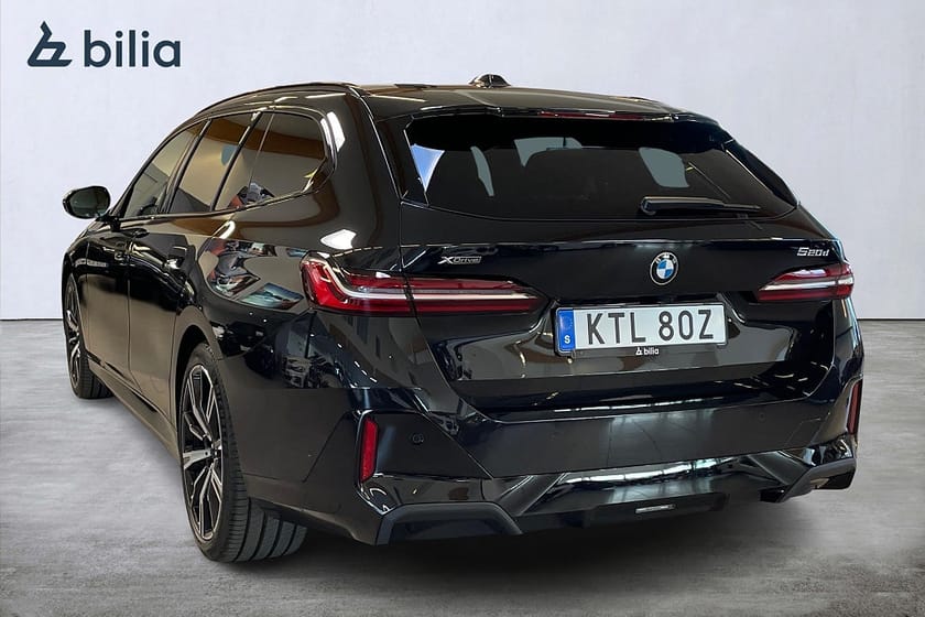 Bild 2 av BMW 520d xDrive Touring M Sport Värmare H/K Adaptiv farth. Drag