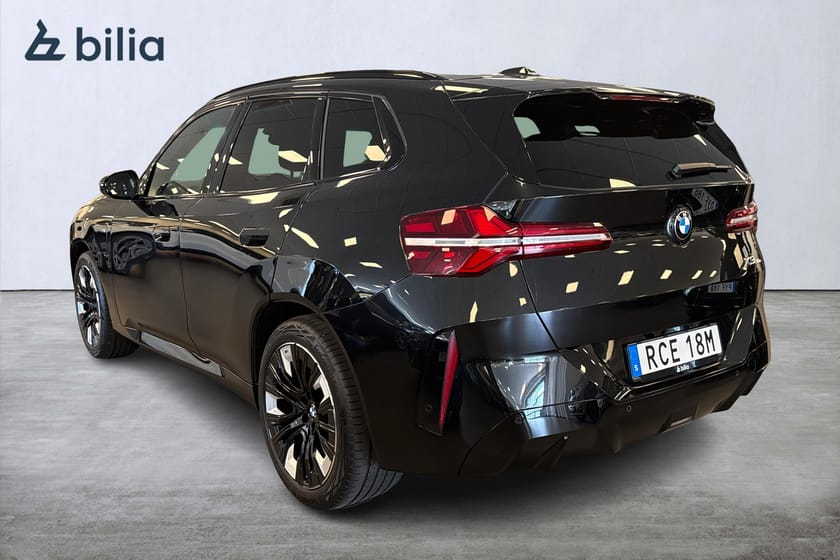 Bild 2 av BMW X3 30e xDrive M Sport Business / H/K / Drag / Adaptiv Led / Elstolar