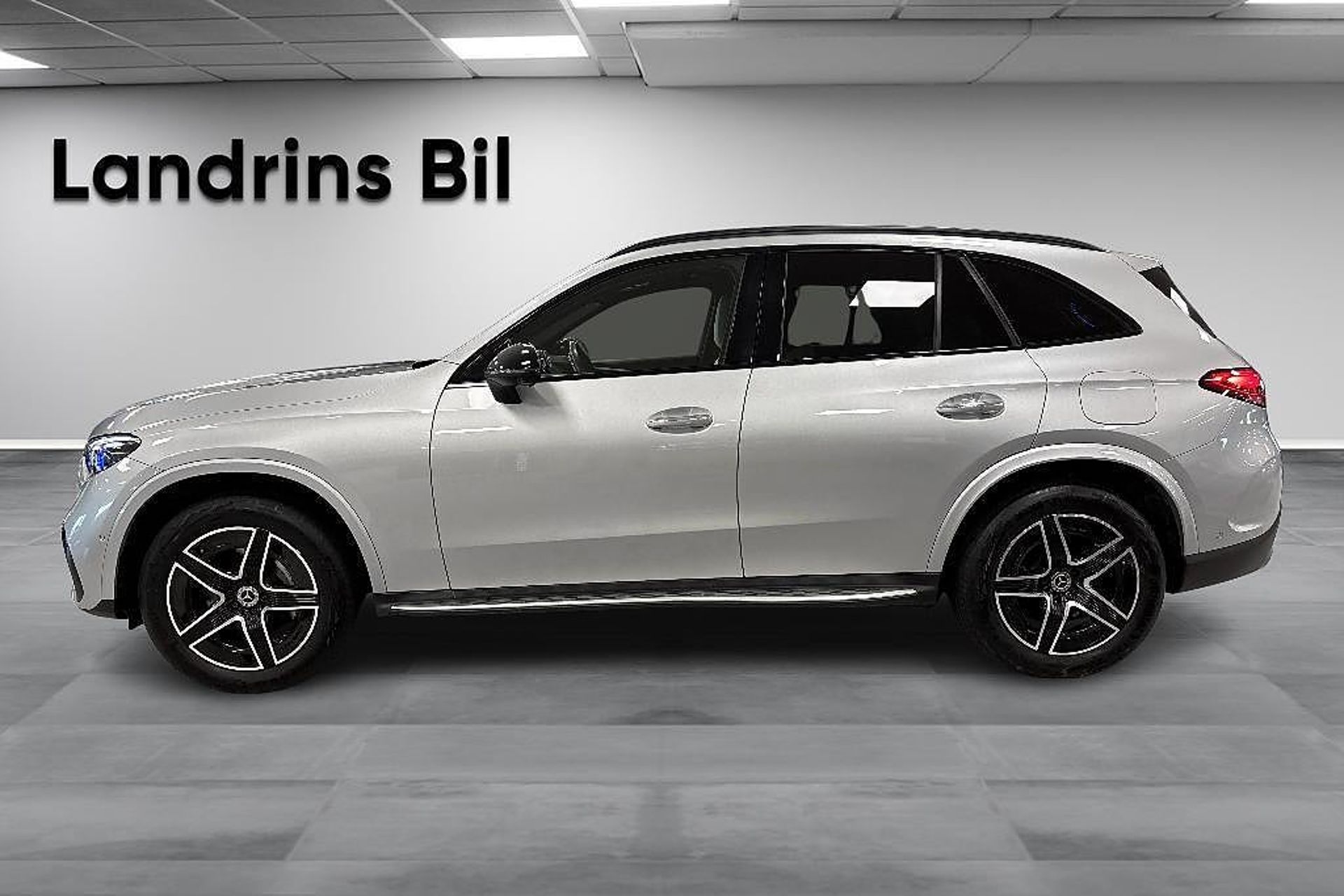 Mercedes-Benz GLC 300 d e 4MATIC Drag 2024, bild 4/10