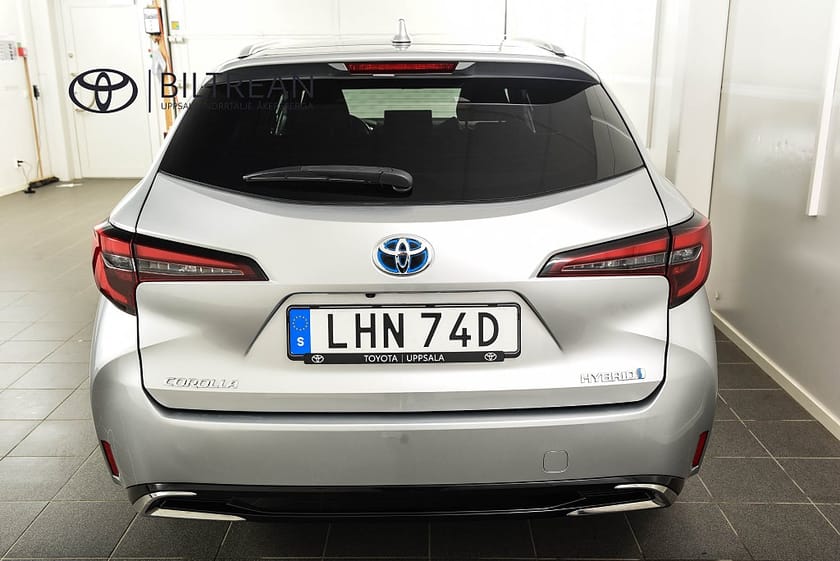 Bild 3 av Toyota Corolla Touring Sports Hybrid Kombi 1.8 Elhybrid Style M-värmare