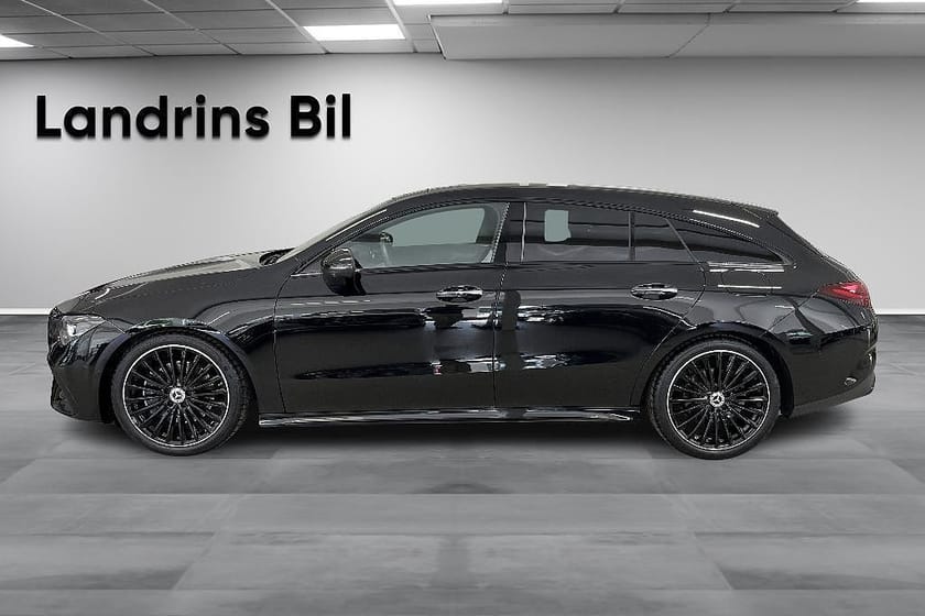 Bild 4 av Mercedes-Benz CLA 200 Shooting Brake AMG-LINE