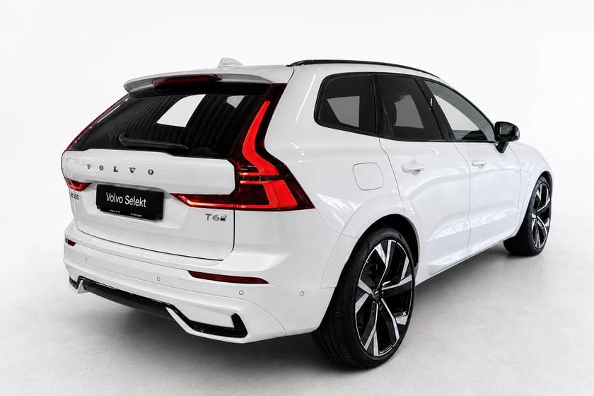 Bild 4 av Volvo XC60 T6 Plus Dark Nordic Edt Luftfjädring *Hög spec*